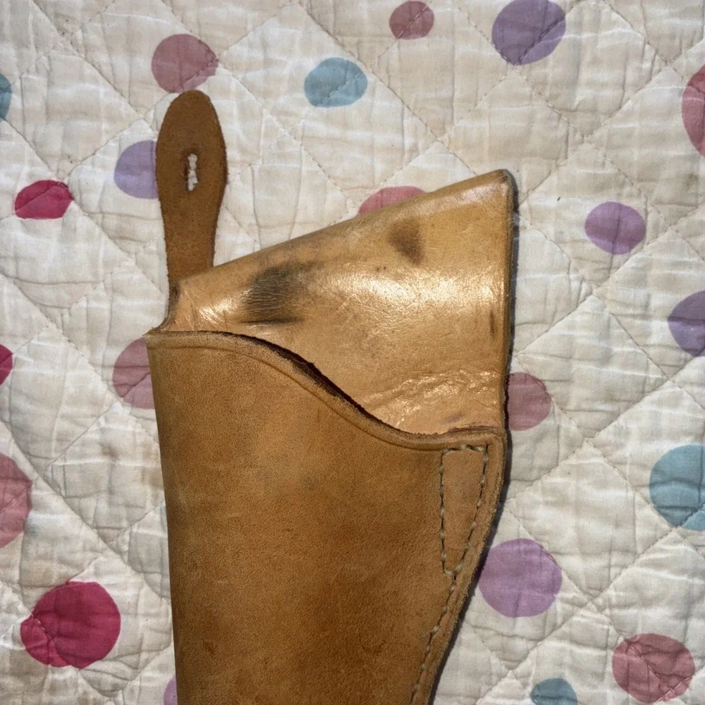 handmade leather holster left hand 12x5 Brown